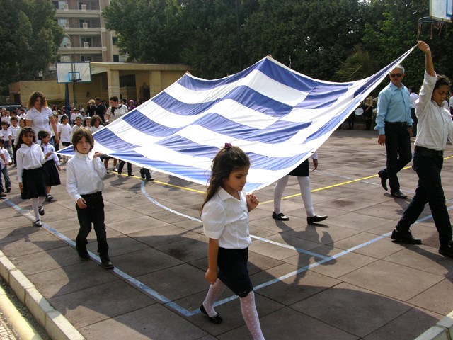 Σε συγκινητική ατμόσφαιρα η Δοξολογία και η Παρέλαση για την 28η Οκτωβρίου και το ηρωϊκό «ΟΧΙ» στο ελληνικό Κάιρο